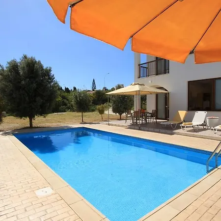 Donatella * Protaras